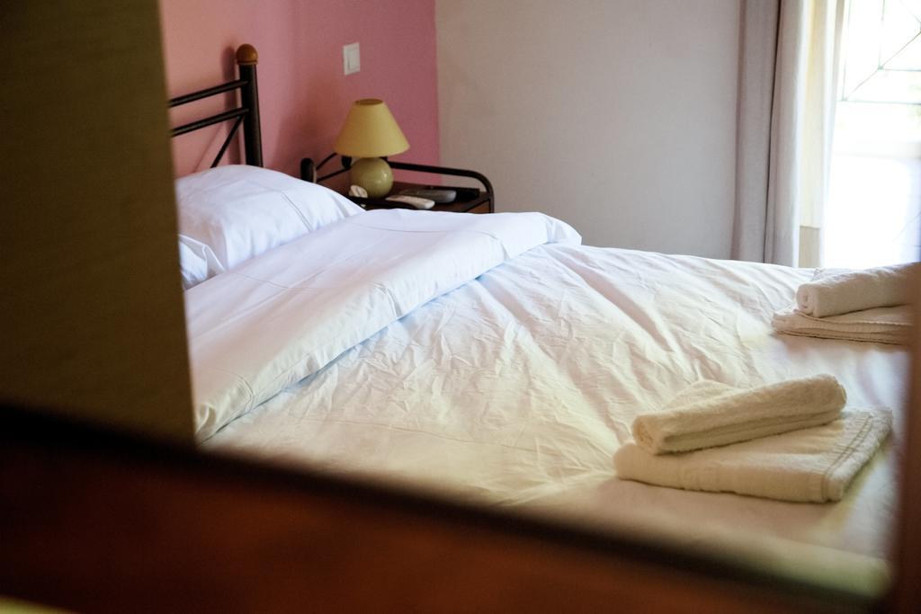 Tsertos Apartments 카메나불라 외부 사진
